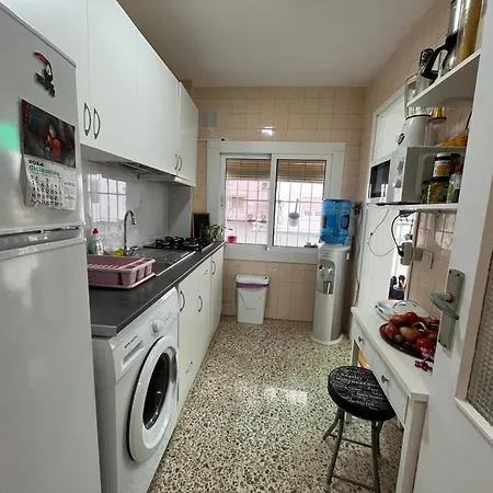 Matrimonio En Piso Compartido - Playa Del Cura - Nr 1 Rum i privatbostad